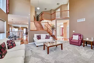 4049 Portland Ridge Dr, Florissant, MO 63034 - Photo 9