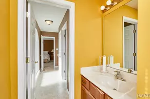 4049 Portland Ridge Dr, Florissant, MO 63034 - Photo 25