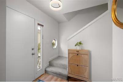 2042 Kentmore Lane, Chesterfield, MO 63017 - Photo 3