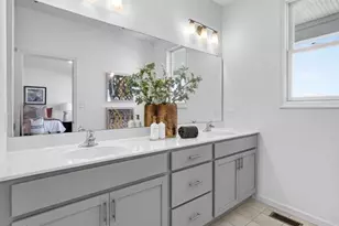 4208 Marais Temps Clair Dr, Saint Charles, MO 63301 - Photo 21