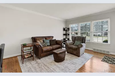 1433 Lanvale Drive, Saint Louis, MO 63119 - Photo 5