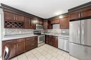 11950 Meadow Grove Ct, Maryland Heights, MO 63043 - Photo 27