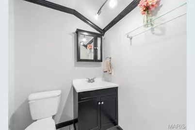 11950 Meadow Grove Court, Maryland Heights, MO 63043 - Photo 15