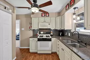 1812 Debbie Dr, High Ridge, MO 63049 - Photo 7