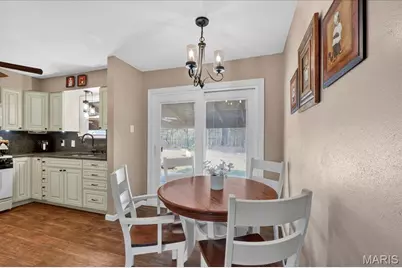 1812 Debbie Drive, High Ridge, MO 63049 - Photo 9