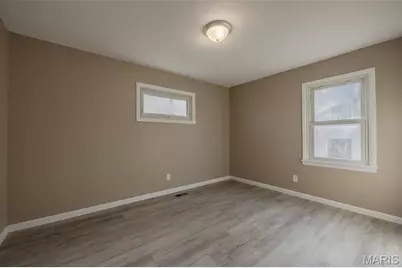 801 W Union Street, Pacific, MO 63069 - Photo 11