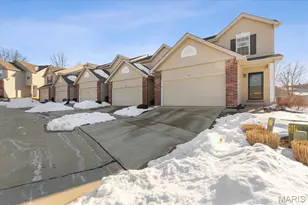 332 Willott Square Dr, Saint Peters, MO 63376 - Photo 1