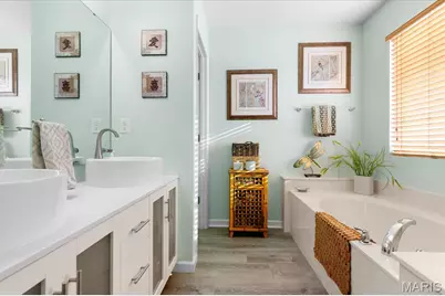 332 Willott Square Drive, Saint Peters, MO 63376 - Photo 5