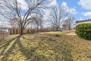 30 Gary Glen Dr, Saint Peters, MO 63376 - Photo 33