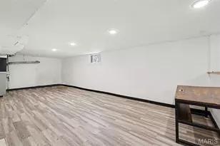 415 Thomas Ave, Ferguson, MO 63135 - Photo 21