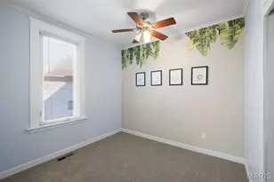 8925 Argyle Ave, Overland, MO 63114 - Photo 15