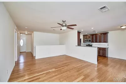 70 Round Table Court, Winfield, MO 63389 - Photo 9