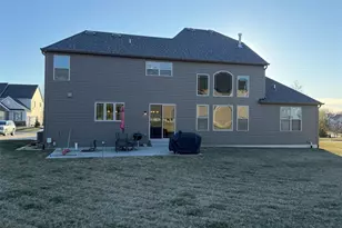 6107 Knights Table Ct, Saint Charles, MO 63304 - Photo 3