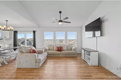 537 Lakewood Drive, Moscow Mills, MO 63362 - Photo 5