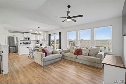 537 Lakewood Drive, Moscow Mills, MO 63362 - Photo 7