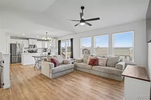 537 Lakewood Dr, Moscow Mills, MO 63362 - Photo 7