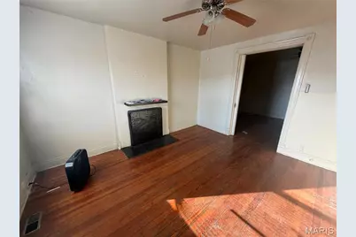 1719 Iowa Avenue, Saint Louis, MO 63104 - Photo 11