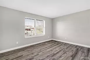 10510 Briston Ct, Saint Louis, MO 63114 - Photo 15