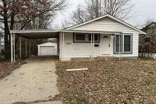 10605 Spring Garden Dr, Saint Louis, MO 63137 - Photo 1