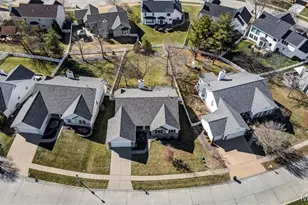 2088 Avalon Ridge Cir, Fenton, MO 63026 - Photo 41