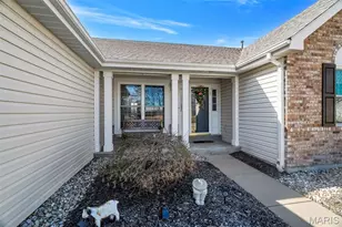 2088 Avalon Ridge Cir, Fenton, MO 63026 - Photo 3