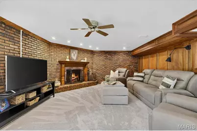 2849 Erb Road, Saint Louis, MO 63129 - Photo 45