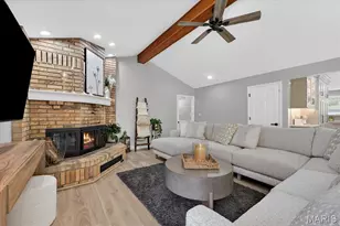 2849 Erb Rd, Saint Louis, MO 63129 - Photo 15