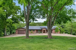 2849 Erb Rd, Saint Louis, MO 63129 - Photo 5