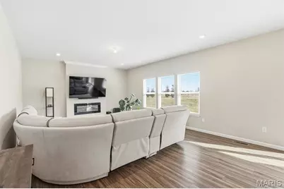 368 Cottage Grove Drive, Wentzville, MO 63385 - Photo 9