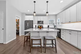 119 Hannahs Mill Dr, Lake Saint Louis, MO 63367 - Photo 3