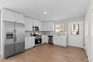 309 E Arlee Ave, Saint Louis, MO 63125 - Photo 9