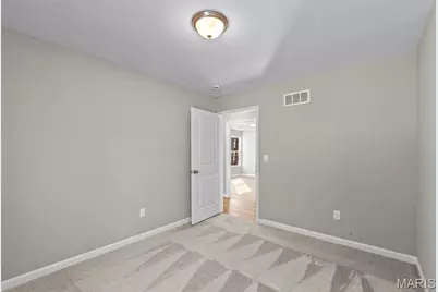 309 E Arlee Avenue, Saint Louis, MO 63125 - Photo 15