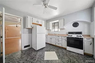 6949 Claremore Dr, Saint Louis, MO 63121 - Photo 9