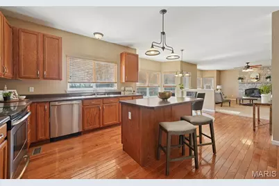 345 Palisades Ridge Court, Eureka, MO 63025 - Photo 9