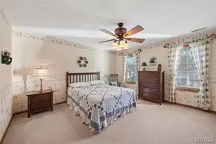 5716 Lilac Trails Dr, Saint Louis, MO 63128 - Photo 19