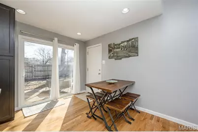 2716 Arrow Heights Drive, Maryland Heights, MO 63043 - Photo 9