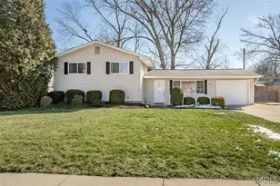 2716 Arrow Heights Dr, Maryland Heights, MO 63043 - Photo 1