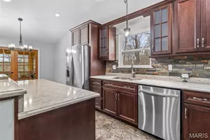 415 Saratoga Dr, De Soto, MO 63020 - Photo 3