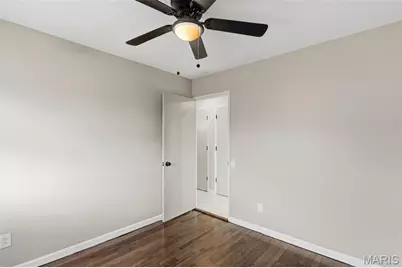 4429 Papal Drive, Florissant, MO 63033 - Photo 19