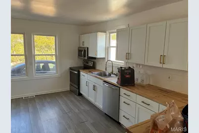 301 Day Drive, Ferguson, MO 63135 - Photo 3