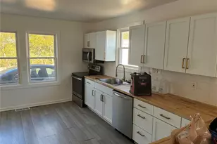 301 Day Dr, Ferguson, MO 63135 - Photo 3