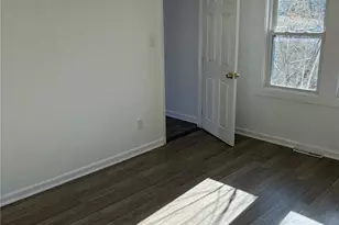 301 Day Dr, Ferguson, MO 63135 - Photo 9