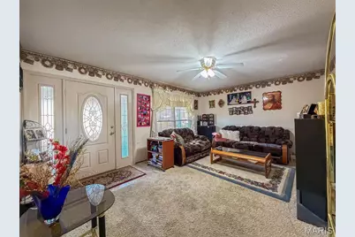 202 Meadowbrook Drive, Farmington, MO 63640 - Photo 9