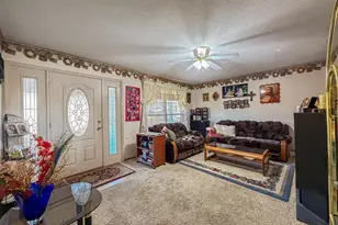 202 Meadowbrook Dr, Farmington, MO 63640 - Photo 9