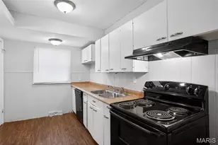 10828 Glen Garry Rd, Saint Louis, MO 63137 - Photo 15
