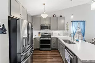 821 Black Bear Dr, House Springs, MO 63051 - Photo 7