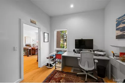 7526 Washington Avenue, University City, MO 63130 - Photo 13