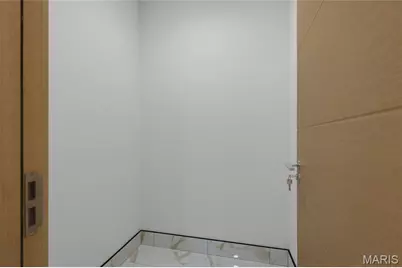 10652 Roanna Lane, Sunset Hills, MO 63128 - Photo 25