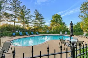 9 Picardy Hill Dr, Chesterfield, MO 63017 - Photo 47