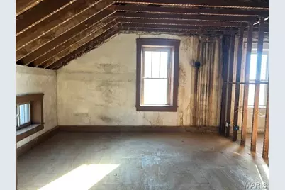 5001 S Point Road, Washington, MO 63090 - Photo 11